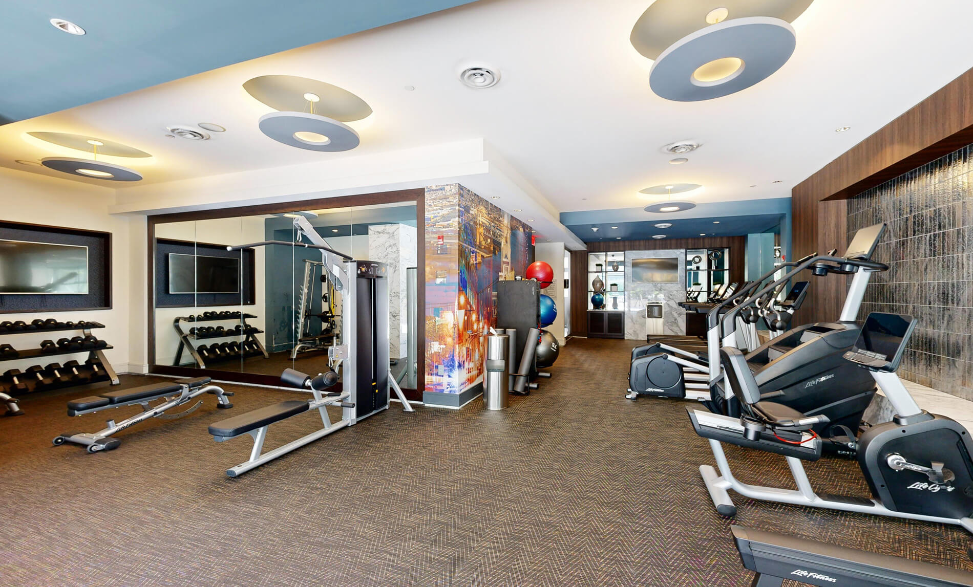 322 N Broad fitness center