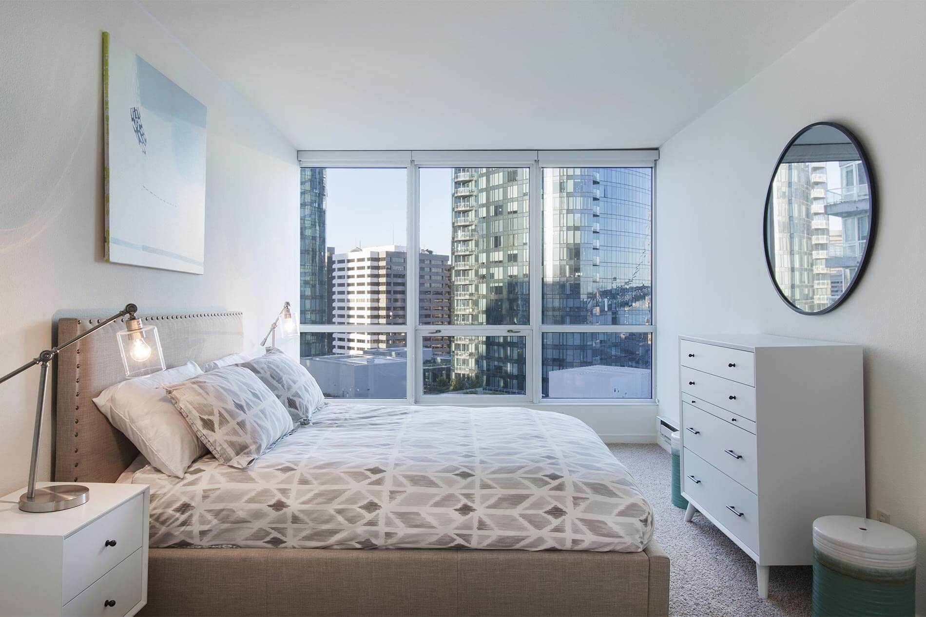 388 Beale apartment bedroom