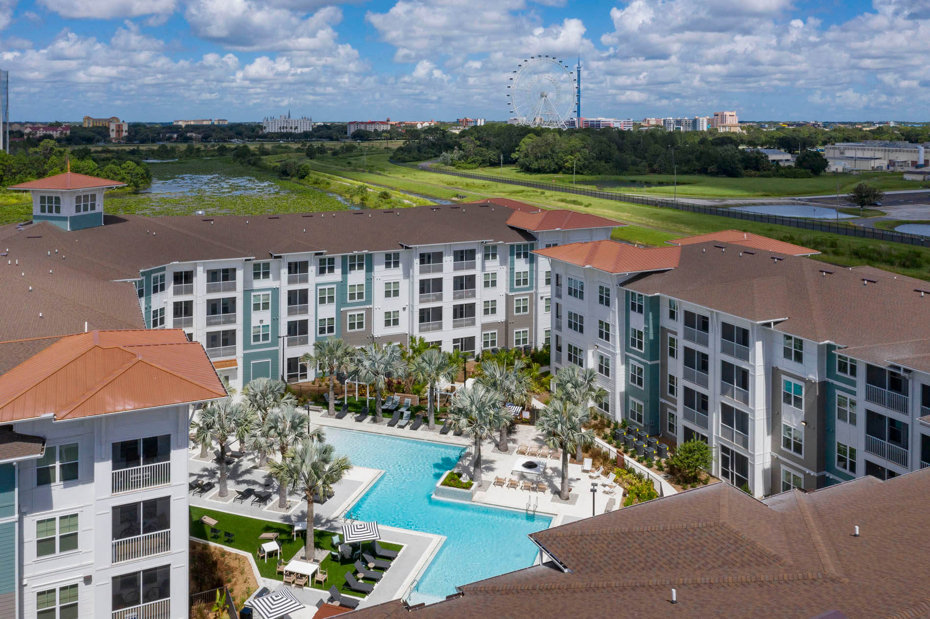 Essex Luxe Apartments in Orlando