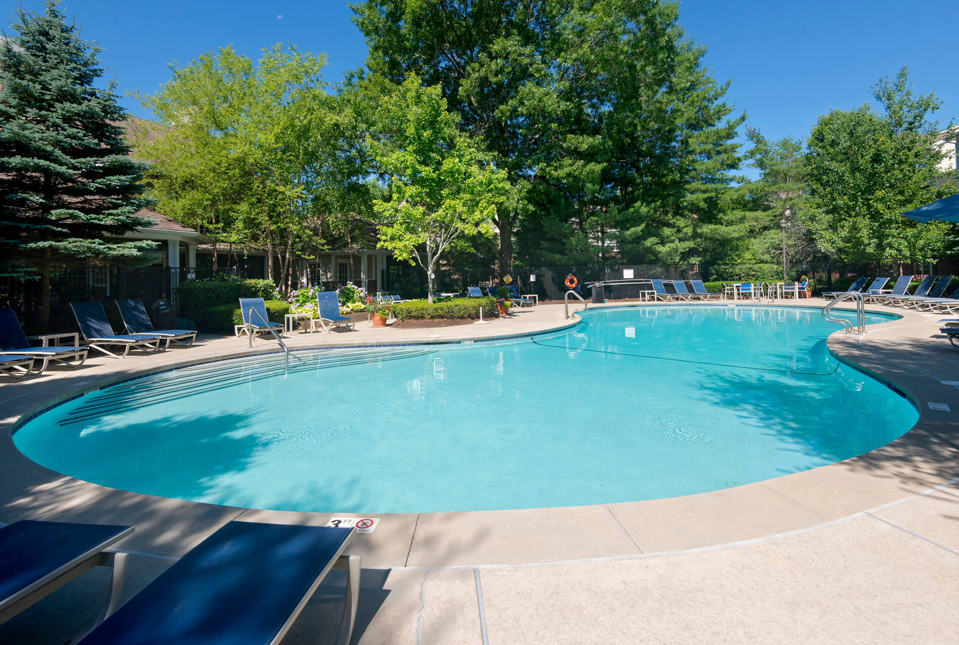 Lodge at Foxborough pool