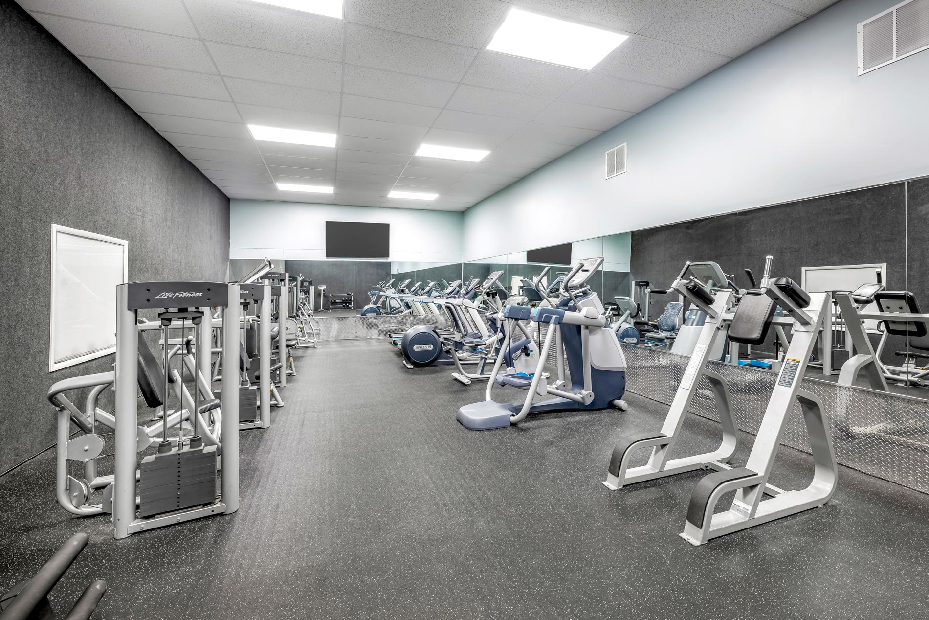 Regatta Shores fitness center