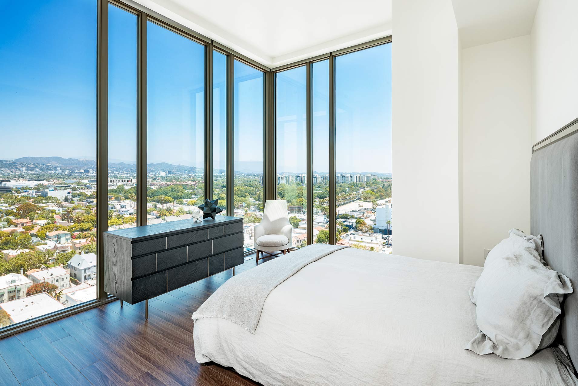 Vision on Wilshire staged bedroom